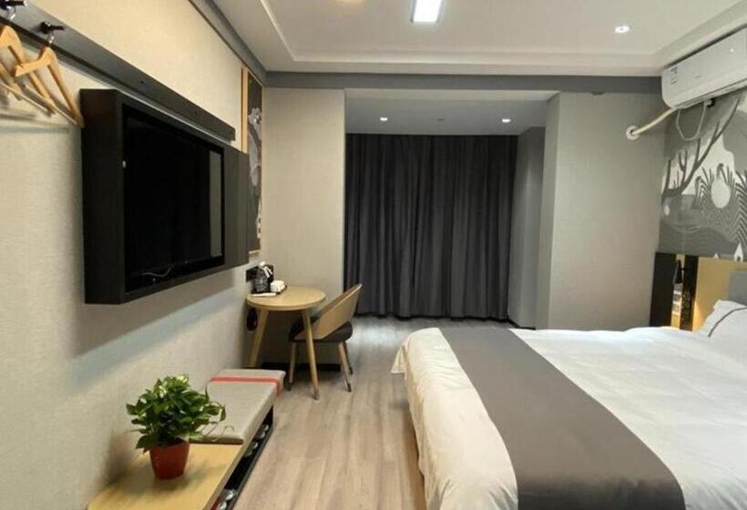 Отель Thank Inn Henan Zhoukou Chuanhui District Zhoukou Avenue Municipal Government