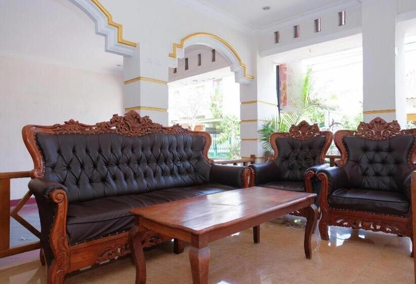 בית מלון כפרי Welirang Syariah