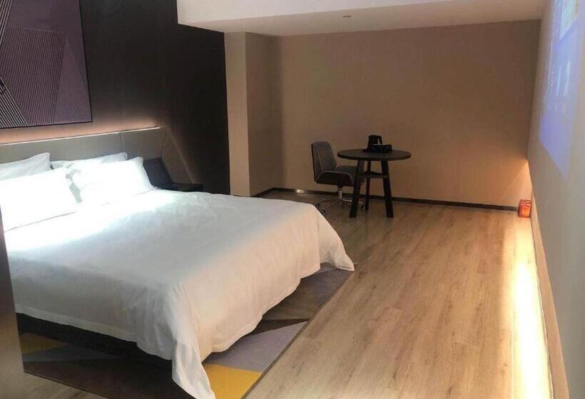 Iu Hotel Lanzhou New District Airport Ruiling International