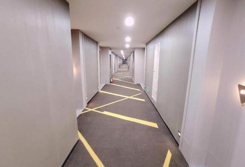 Iu Hotel Lanzhou New District Airport Ruiling International