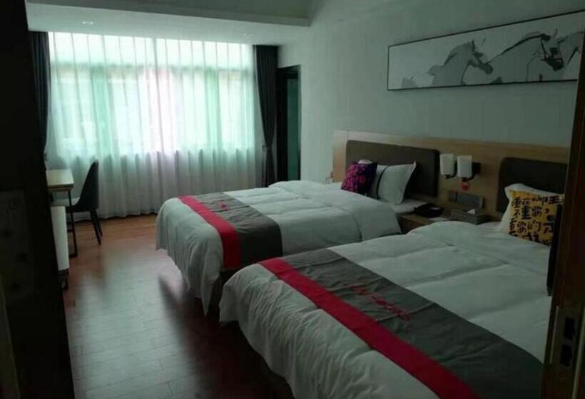 Jun Hotel Guangdong Zhanjiang Xiashan South Railway Station