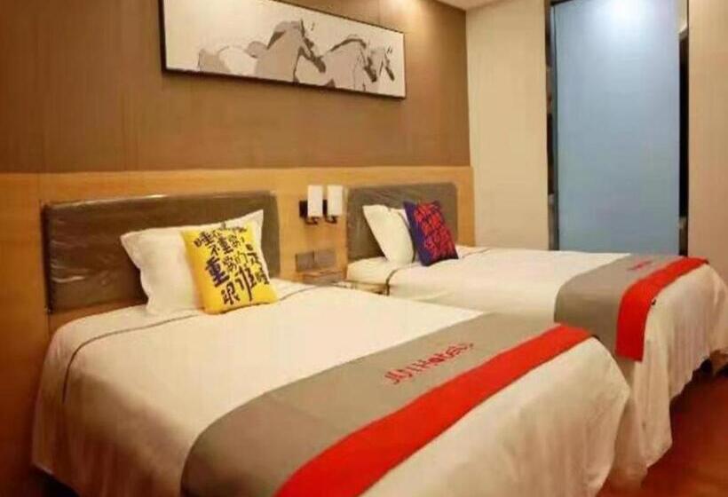 Jun Hotel Guangdong Zhanjiang Xiashan South Railway Station