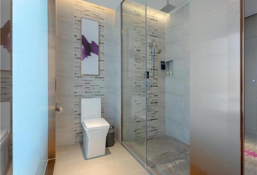 Lavande Hotel Huazhou Beijing Road