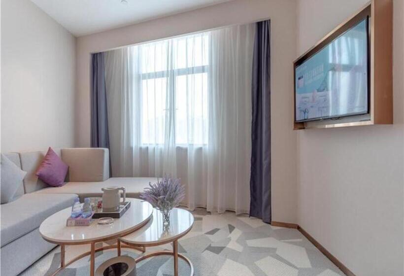 Lavande Hotel Huazhou Beijing Road