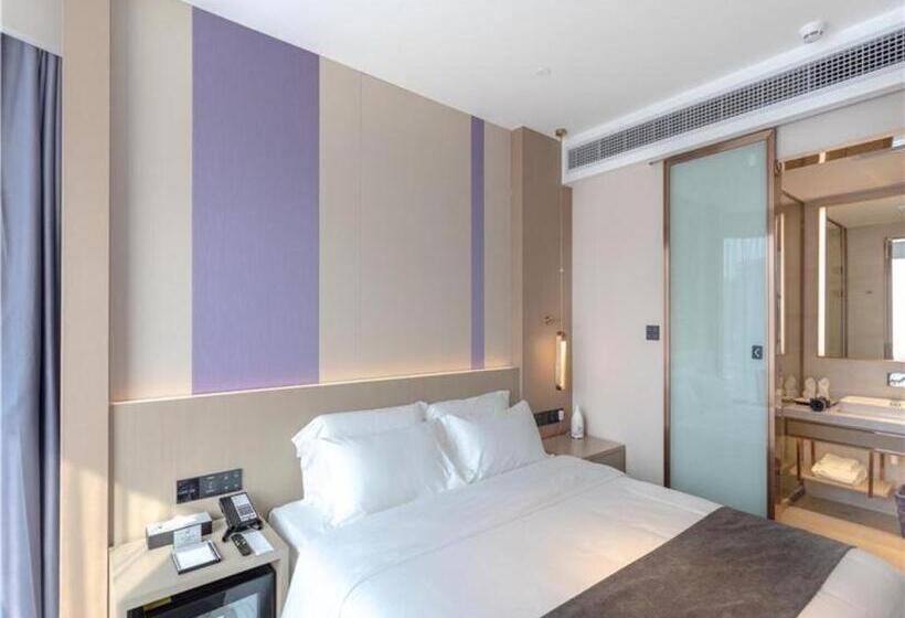 Lavande Hotel Huazhou Beijing Road