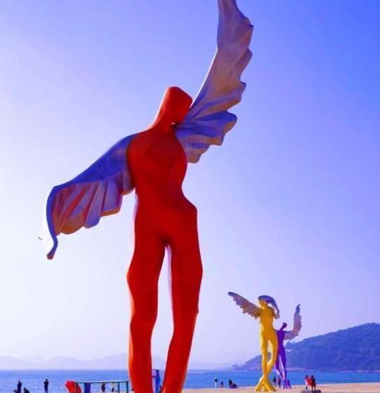 Lavande Hotels Shenzhen Longgang Dayun Center Jixiang Metro Station