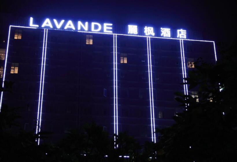 Lavande Hotels Shenzhen Longgang Dayun Center Jixiang Metro Station