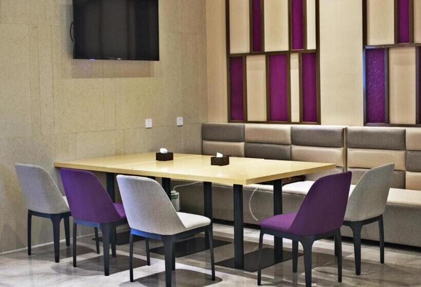 Lavande Hotels Wuhan Caidiao Changfu Business Center