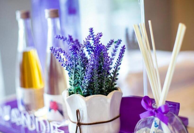 Lavande Hotels Wuhan Caidiao Changfu Business Center