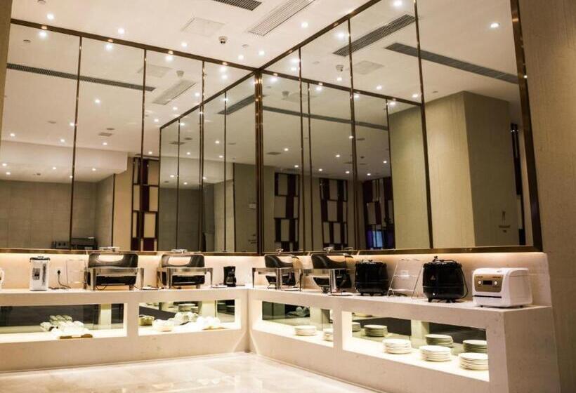Lavande Hotels Wuhan Caidiao Changfu Business Center