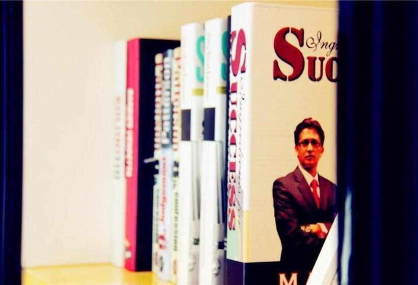 Lavande Hotels·qingdao Wusi Square