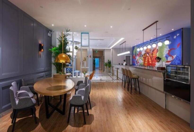 Magnotel Hotel Shiyan Wuyan Pedestrian Street