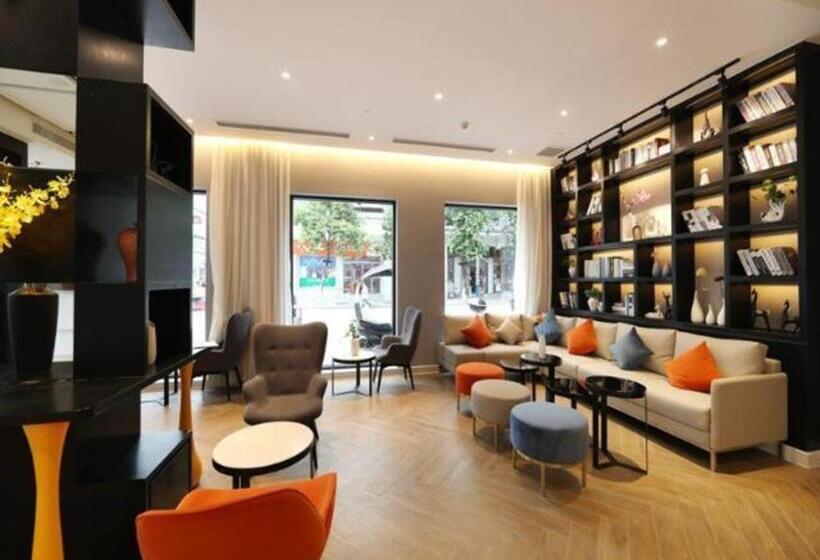 Magnotel Hotel·luanyang Luanchuan Changchun Road Cross Street