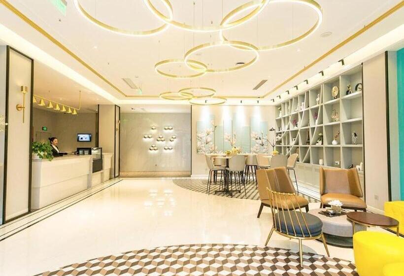 Magnotel Huanggang Luotian Tashan Lake