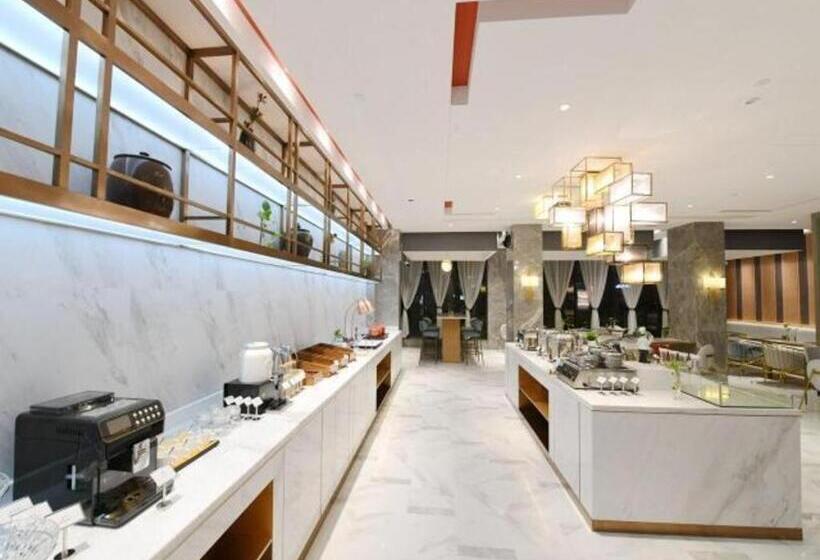 Magnotel Qinzhouwan Square