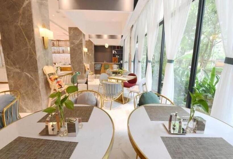 Magnotel Qinzhouwan Square