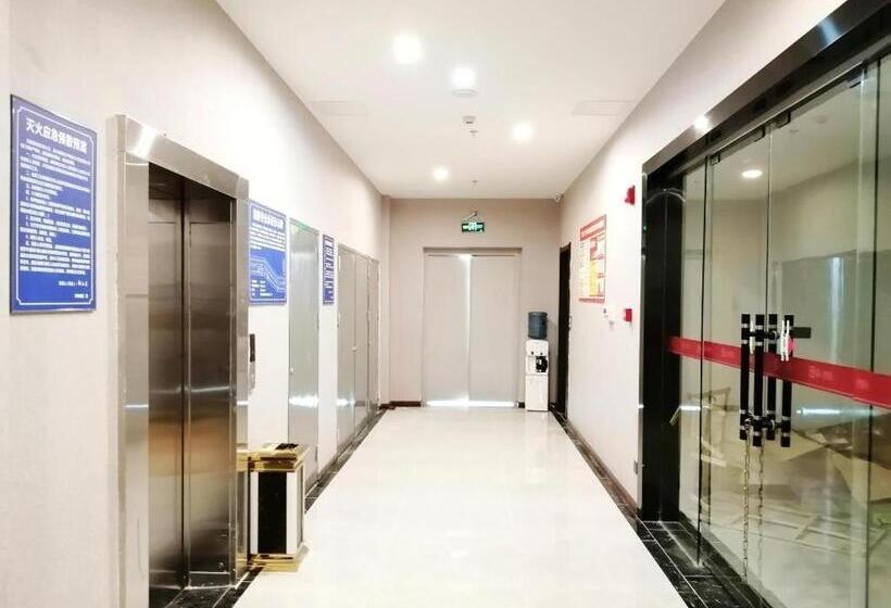 Pai Hotel Guang An Railway North Station