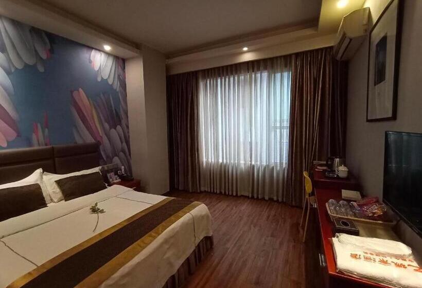 Pai Hotel Nanchong Huaxi Normal University