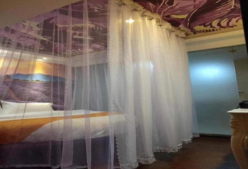 Pai Hotel·chongqing Jiangbei Airport Changfu Road Light Rail Station