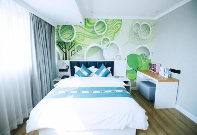 Shell Hotel Huaibei Jinying Plaza Long Distance Bus Station