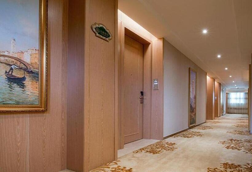 Vienna 3 Best Hotel Lichuan Centeral Bus Station