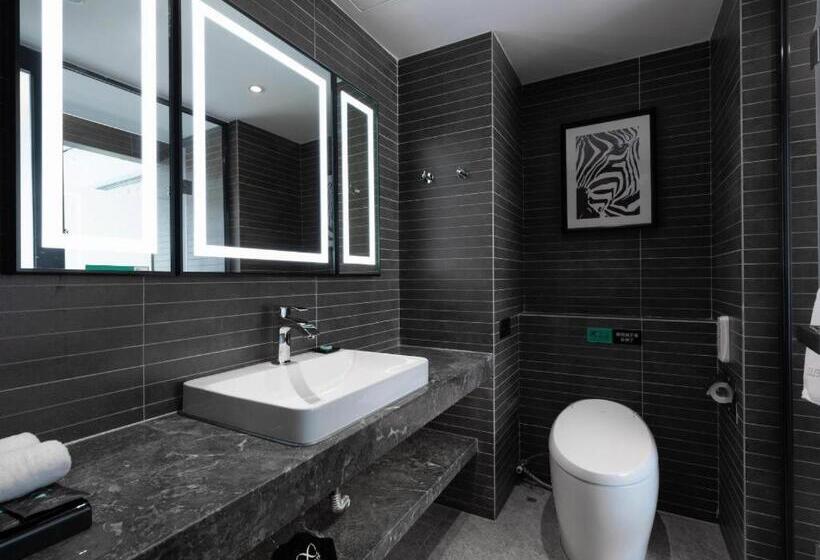 Xana Hotelle· Dongguang Chang An Binhaiwan Jian An Road