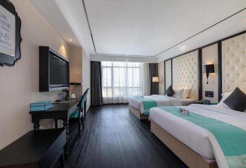 Xana Hotelle· Dongguang Chang An Binhaiwan Jian An Road