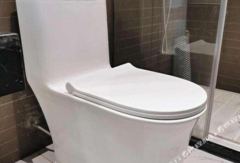 Xana Hotelle Luzhou High Speed Railway Station Trading Market Passenger Terminal