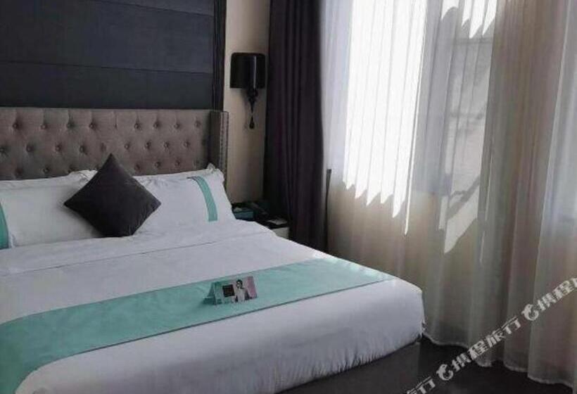 Xana Hotelle Luzhou High Speed Railway Station Trading Market Passenger Terminal