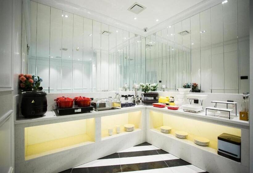 Xana Hotelle Tangshan North Railway Station