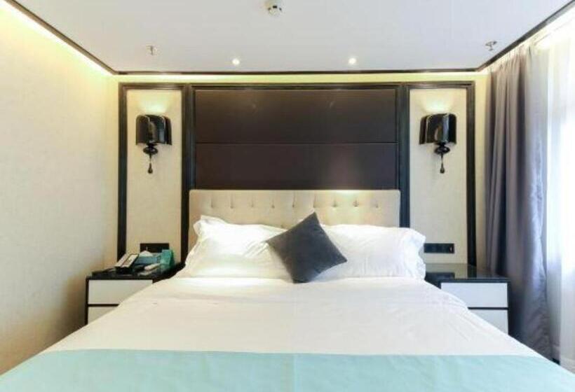 Xana Hotelle·nanchang Bayi Square Metro Station