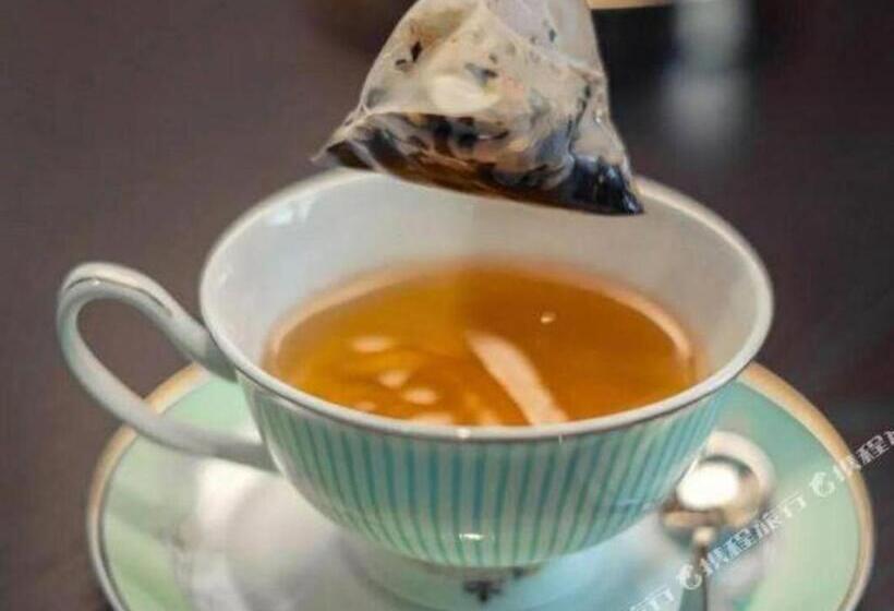 Xana Hotelle·nanchang Bayi Square Metro Station