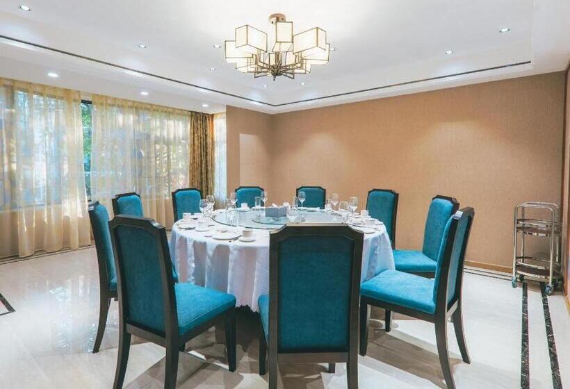 Zmax Hotels Wuhan East Lake