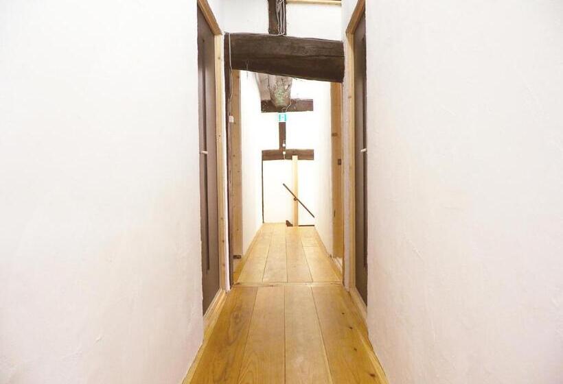 Общежитие 湖桑庵 宿泊できる古民家カフェ