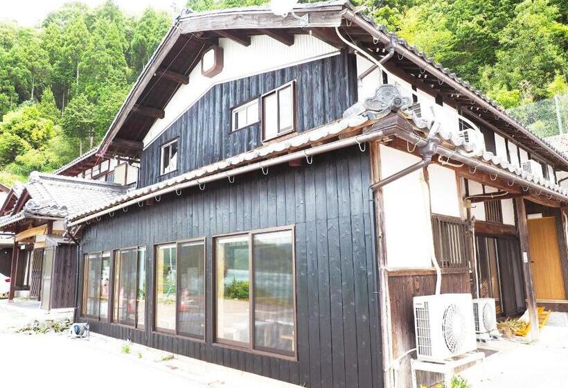 Общежитие 湖桑庵 宿泊できる古民家カフェ