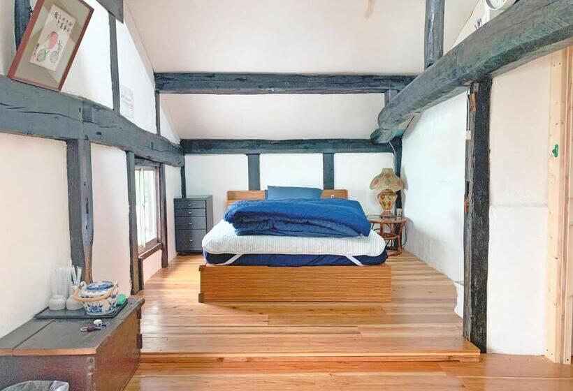 Общежитие 湖桑庵 宿泊できる古民家カフェ