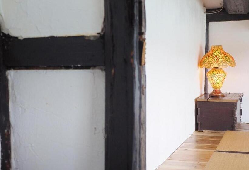 Общежитие 湖桑庵 宿泊できる古民家カフェ