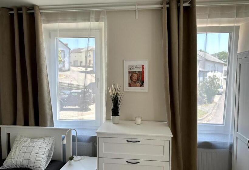 فندق صغير Deluxe Double Rooms Helfant Luxembourg