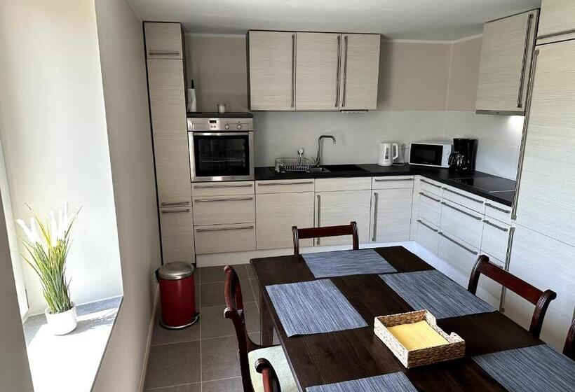 ユースホステル Deluxe Double Rooms Helfant Luxembourg