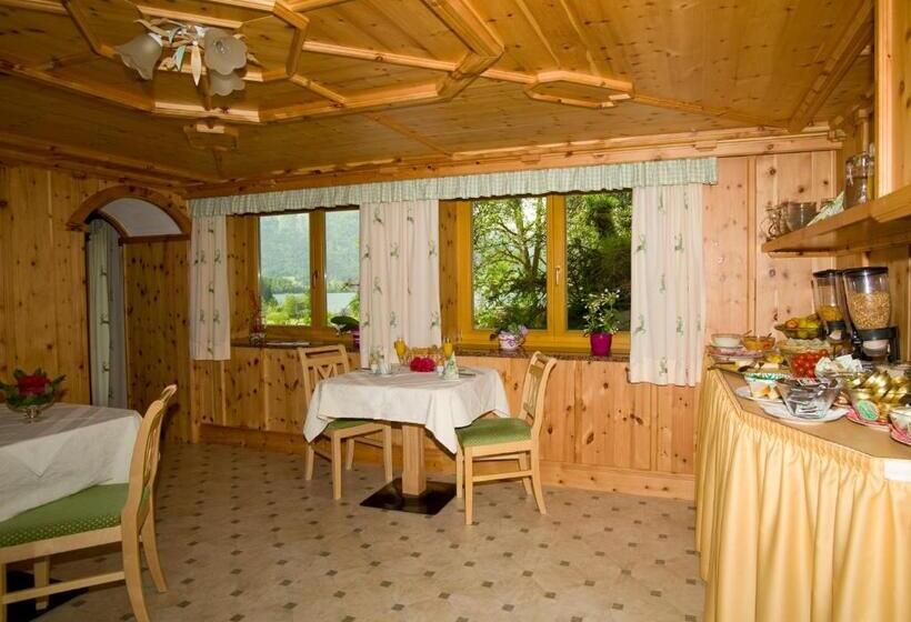 ベッドアンドブレックファースト Gästehaus Kasbichler