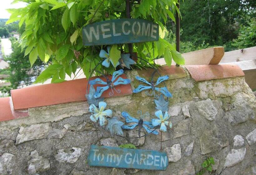 민박 Grande Chambre Calme Avec Vue, Wifi Et Parking   Le Pêchereau   Fr 1 591 559