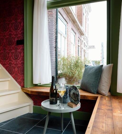 مبيت وإفطار Oan Tafel Suites