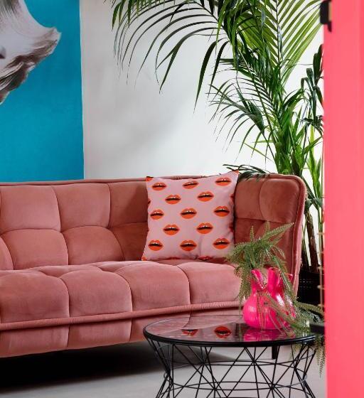 مبيت وإفطار Oan Tafel Suites