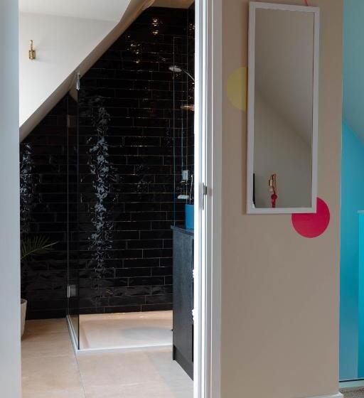 مبيت وإفطار Oan Tafel Suites