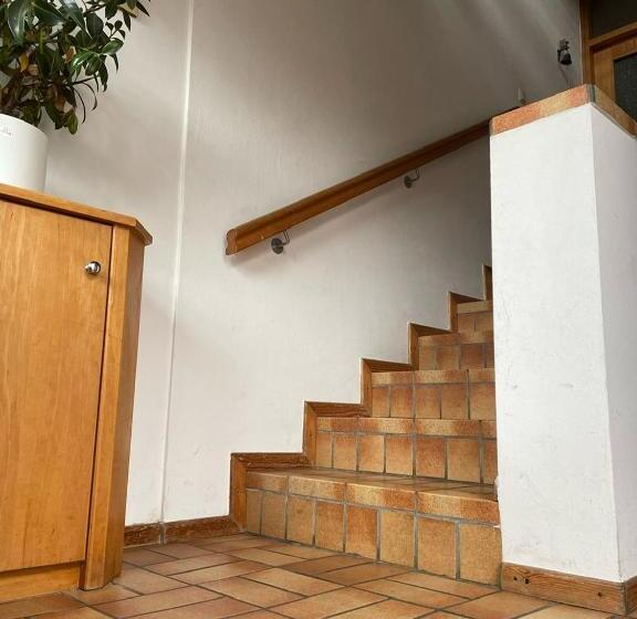 Bed and Breakfast 1,5 Zimmer Mit Duschbad, Gartenblick, Kühlschrank