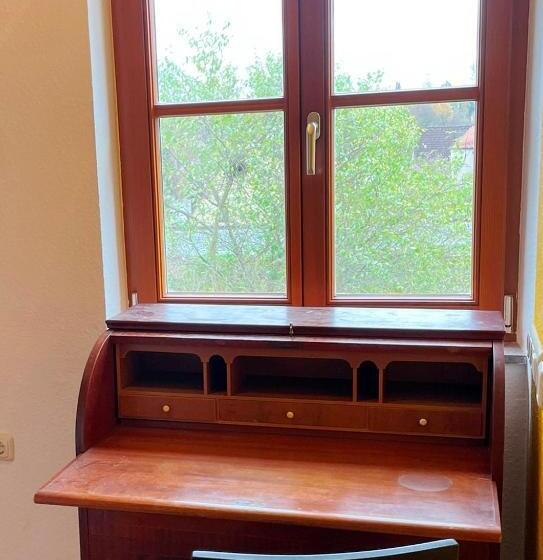 Bed and Breakfast 1,5 Zimmer Mit Duschbad, Gartenblick, Kühlschrank