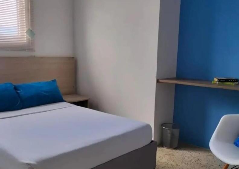 تختخواب و صبحانه Zivá Hostal