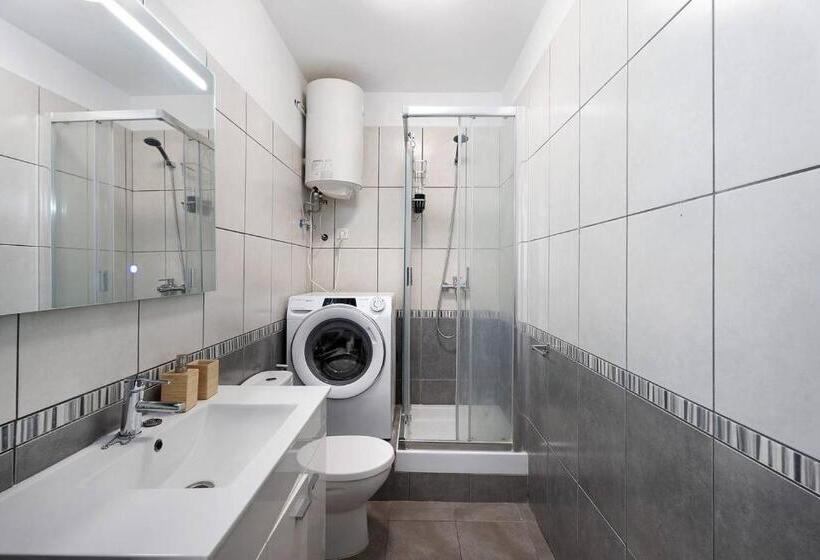 Casa Lizzy   Appartamento Con Vista Giardino N325