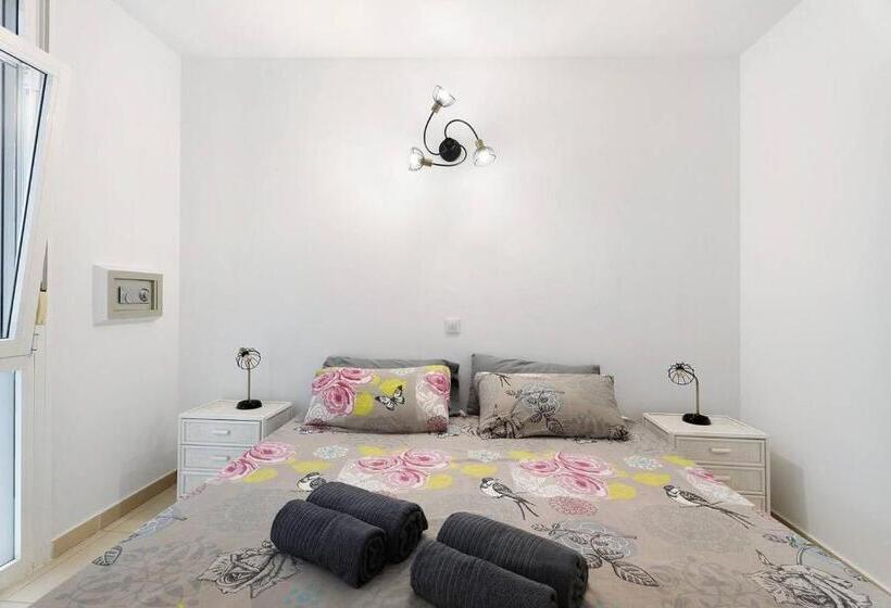 Casa Lizzy   Appartamento Con Vista Giardino N325