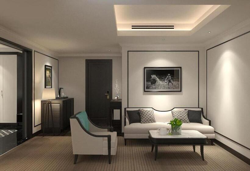 Charmant Suites   A Boutique Hotel Can Tho